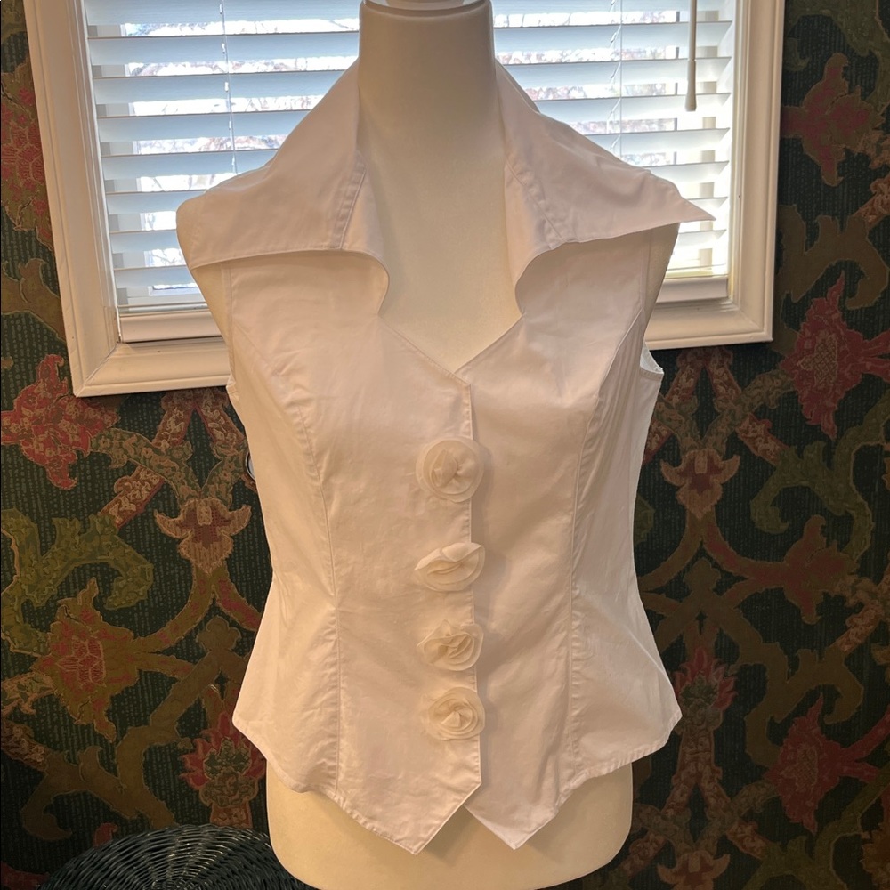 Classic White Button-Up Vest/Blouse with Flower Buttons